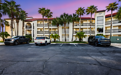 Sunset Harbor Palms 1-204 2
