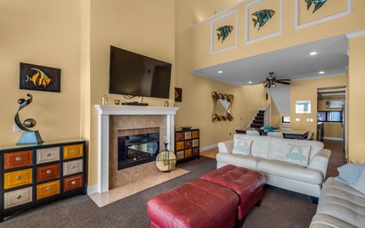 Palm Beach Club 3-235 9