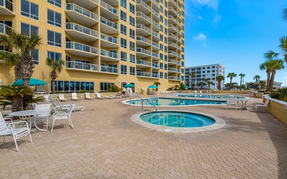 Emerald Isle Unit 704 4