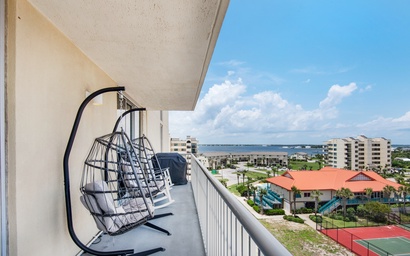 Emerald Dolphin unit 610 4