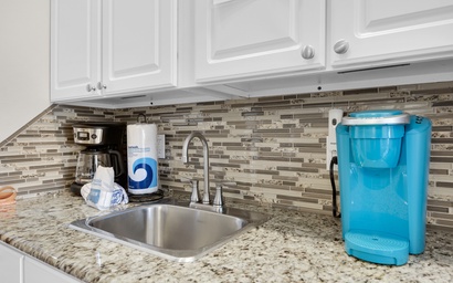 Sunset Harbor Palms 2-304 9