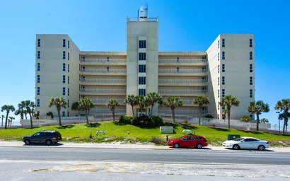 Sans Souci unit 104 6