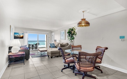 Regency Towers 405 West 8