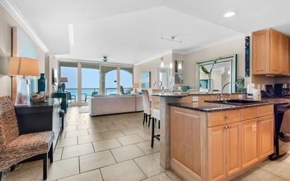 Portofino Island Resort 5-1002 8