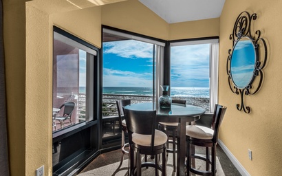 Palm Beach Club 3-235 2