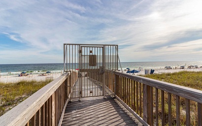 Navarre Towers 1205 5