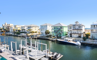 Blue Heron Hideout 6