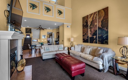 Palm Beach Club 3-235 8