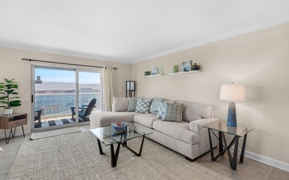 Regency Towers 401 East - Sea La Vie 401E 5