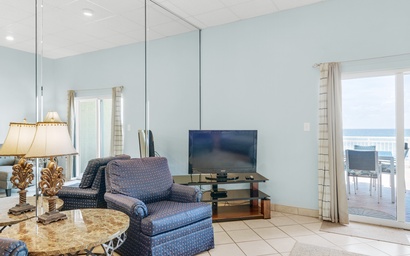 Sans Souci unit 104 9