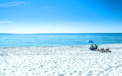 Regency Towers 405 West 4