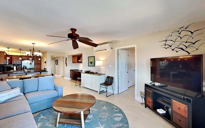Regency Towers 808 W 7