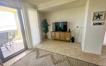 Navarre Towers 104 8