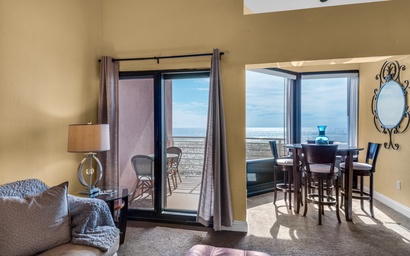 Palm Beach Club 3-235 10