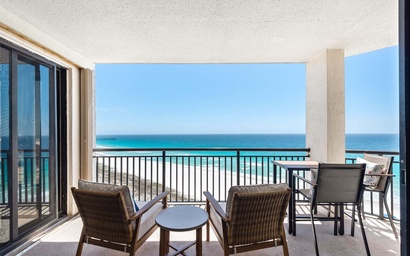 Navarre Towers 1202 - The Penthouse Pearl