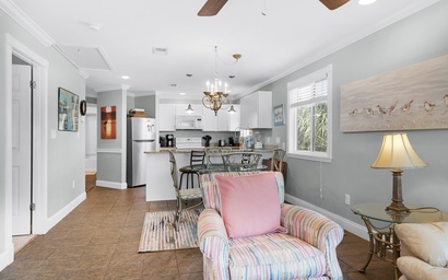 Sunset Harbor Palms 2-301 10