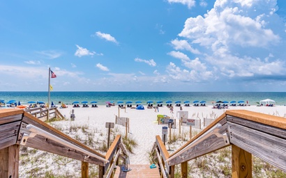 Ocean Breeze East 702 5