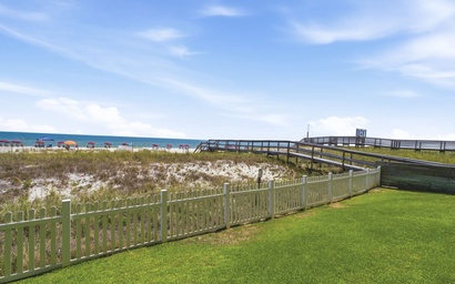 Ocean Breeze West 105 3