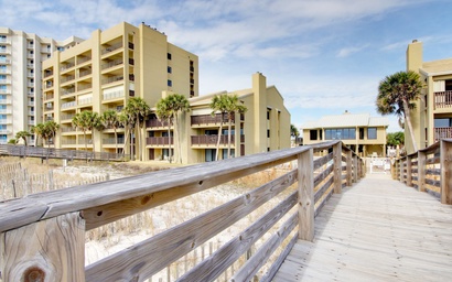 Shipwatch Surf and Yacht Club 5