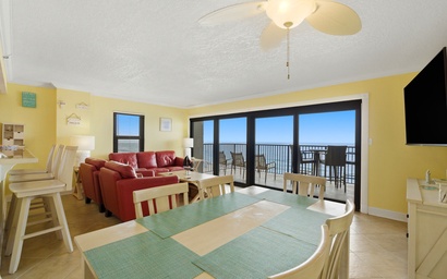 Ocean Breeze East 601
