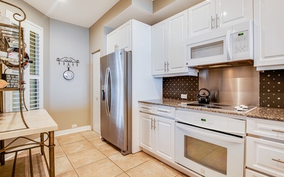 Beach Colony Tower 6B 4