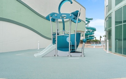 Turquoise Place 4