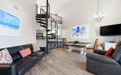 Regatta Condominiums 304C 5