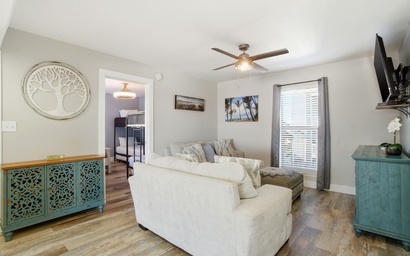 Regatta Condominiums 201A 5