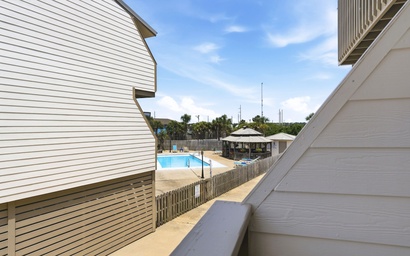 Beachwalk 4 4