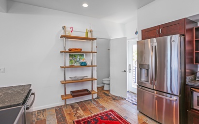 The House on the Blue Shore of Silence 7