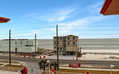 Paradise Shores 305 2