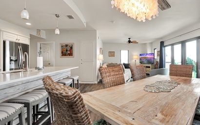 Club at Mexico Beach 2E 8