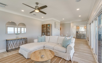 Windward Crest 6