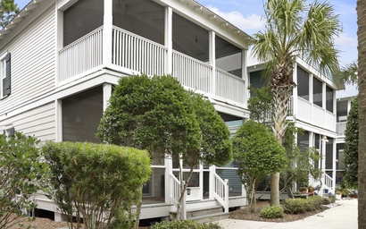 Barefoot Cottage B28