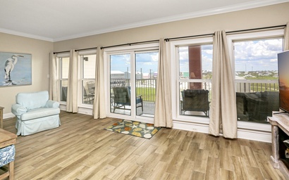 Paradise Shores 303 2