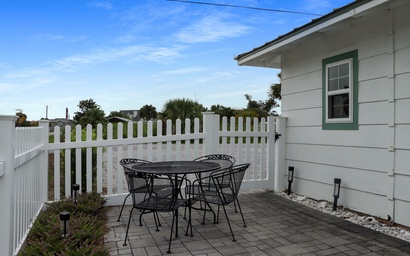 1st Street Bungalow 4