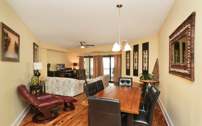 Club at Mexico Beach 2J 7