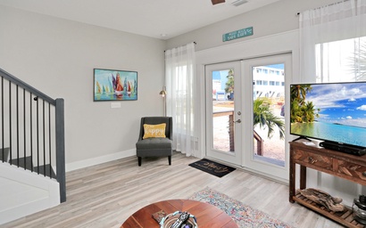 Hesed Beach Cottage 6