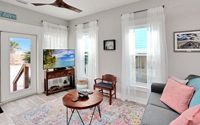 Hesed Beach Cottage 5