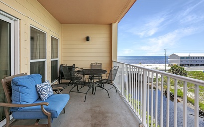 Paradise Shores 303 9