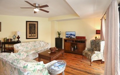 Club at Mexico Beach 2J 4