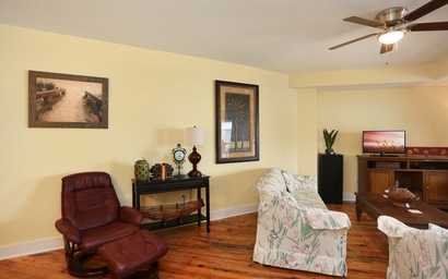 Club at Mexico Beach 2J 5