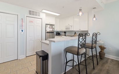 *Summerhouse 302 8