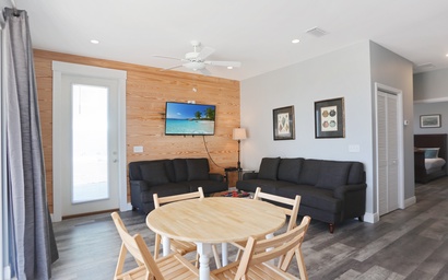 Sunny Beach Retreat B 10