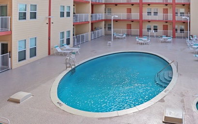 Paradise Shores 200 3