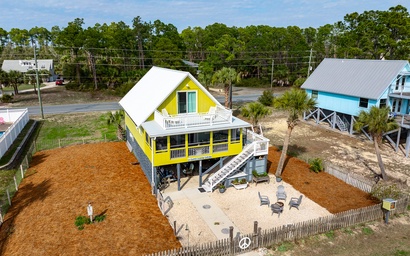 Om Shanti Seaside Cottage 2