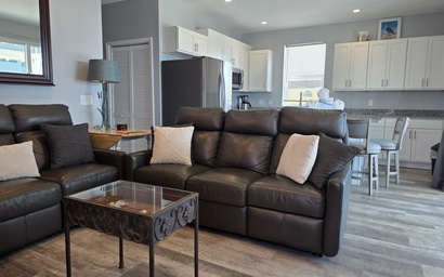 Sunny Beach Retreat B 6