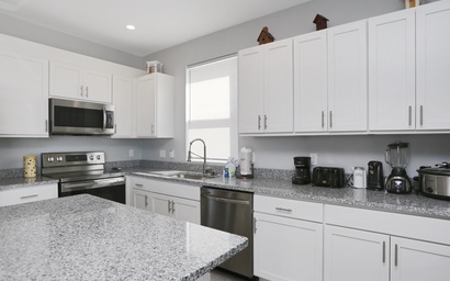 Sunny Beach Retreat B 8