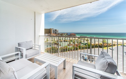 Shoreline Towers 3083 2