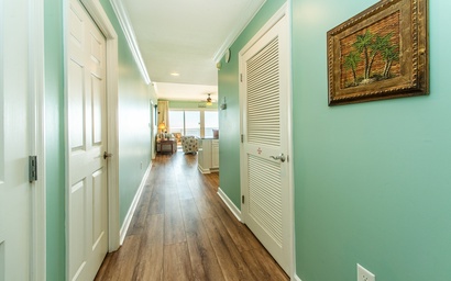 Sterling Beach #602 8